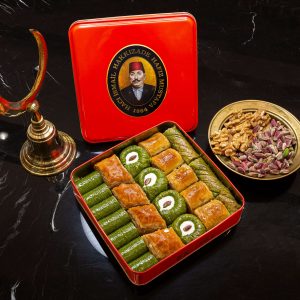 Mixed Assortment Pistachio - Walnut Baklava (Metal Box)